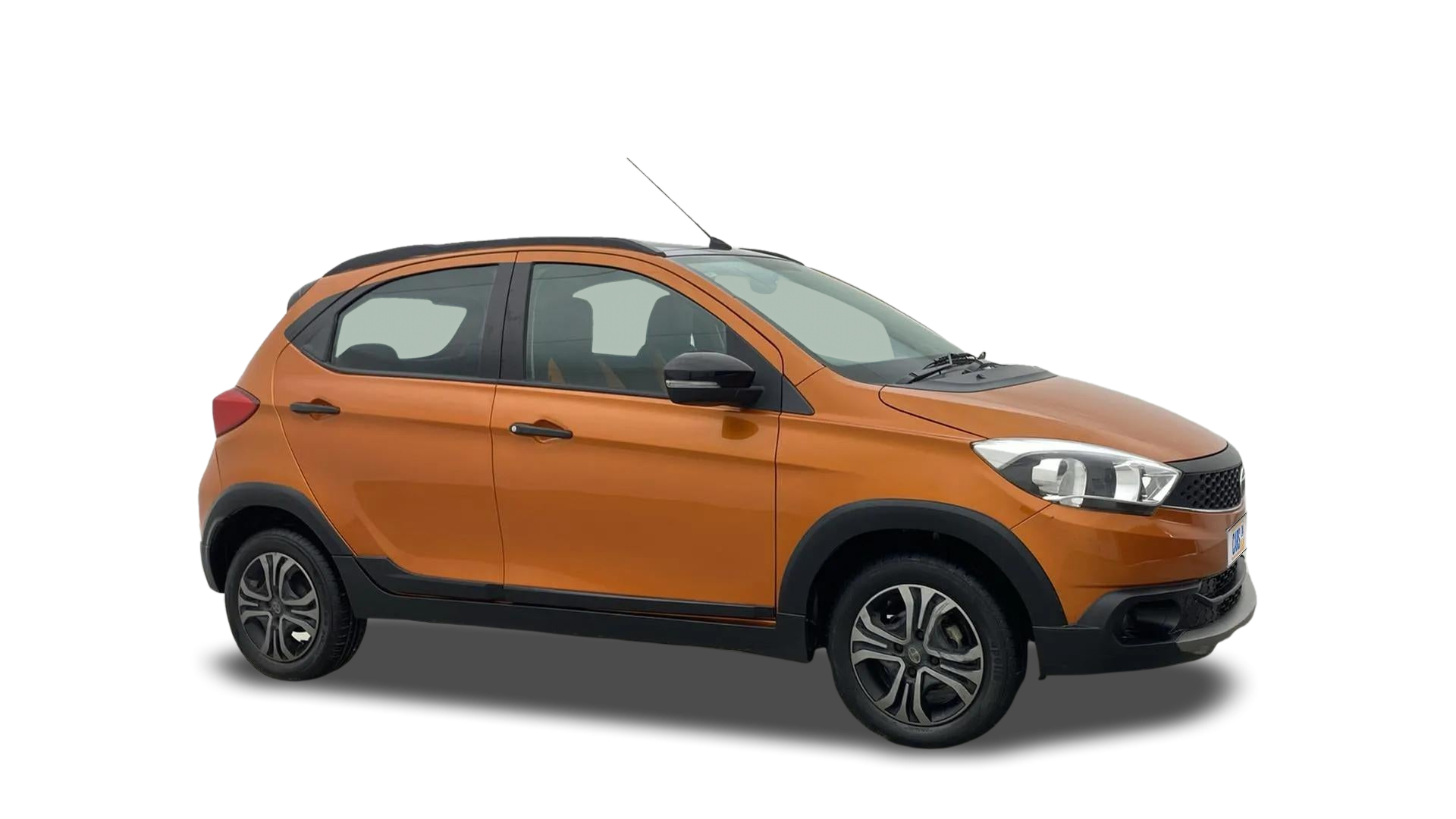 Tata TIAGO NRG-img