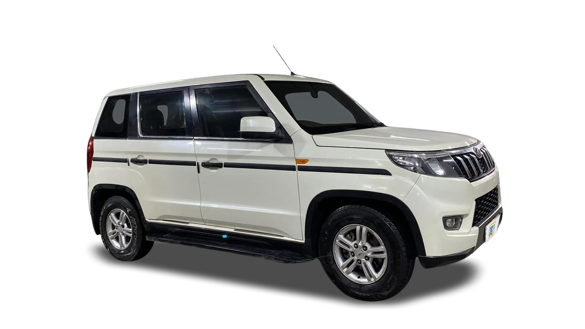 Mahindra BOLERO NEO-img