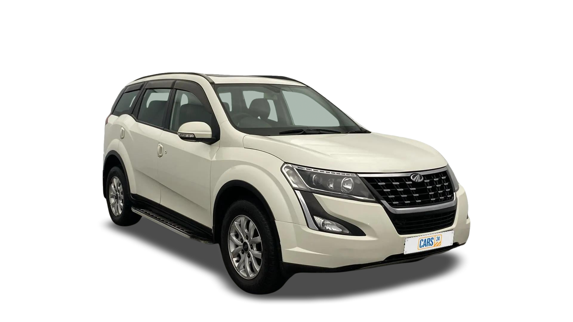 Mahindra XUV500-img