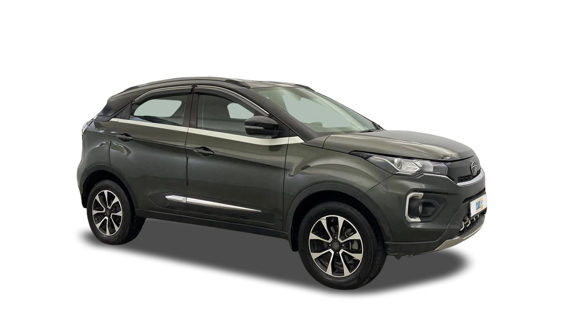 Tata NEXON-img
