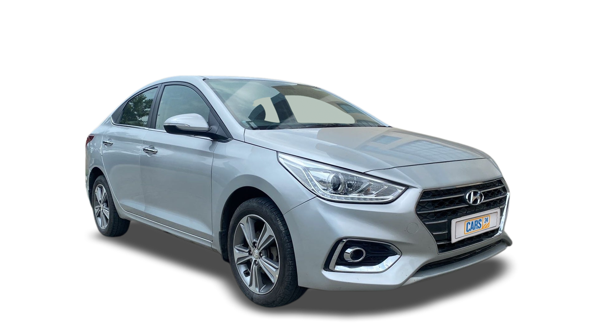 Hyundai Verna-img