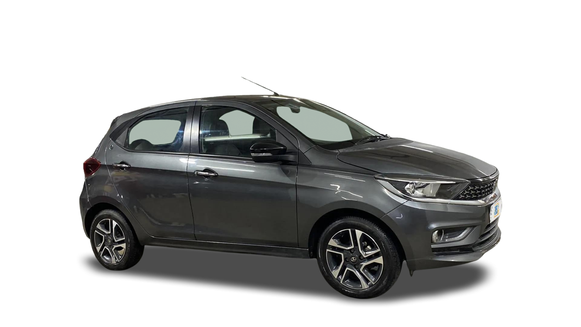 Tata Tiago-img