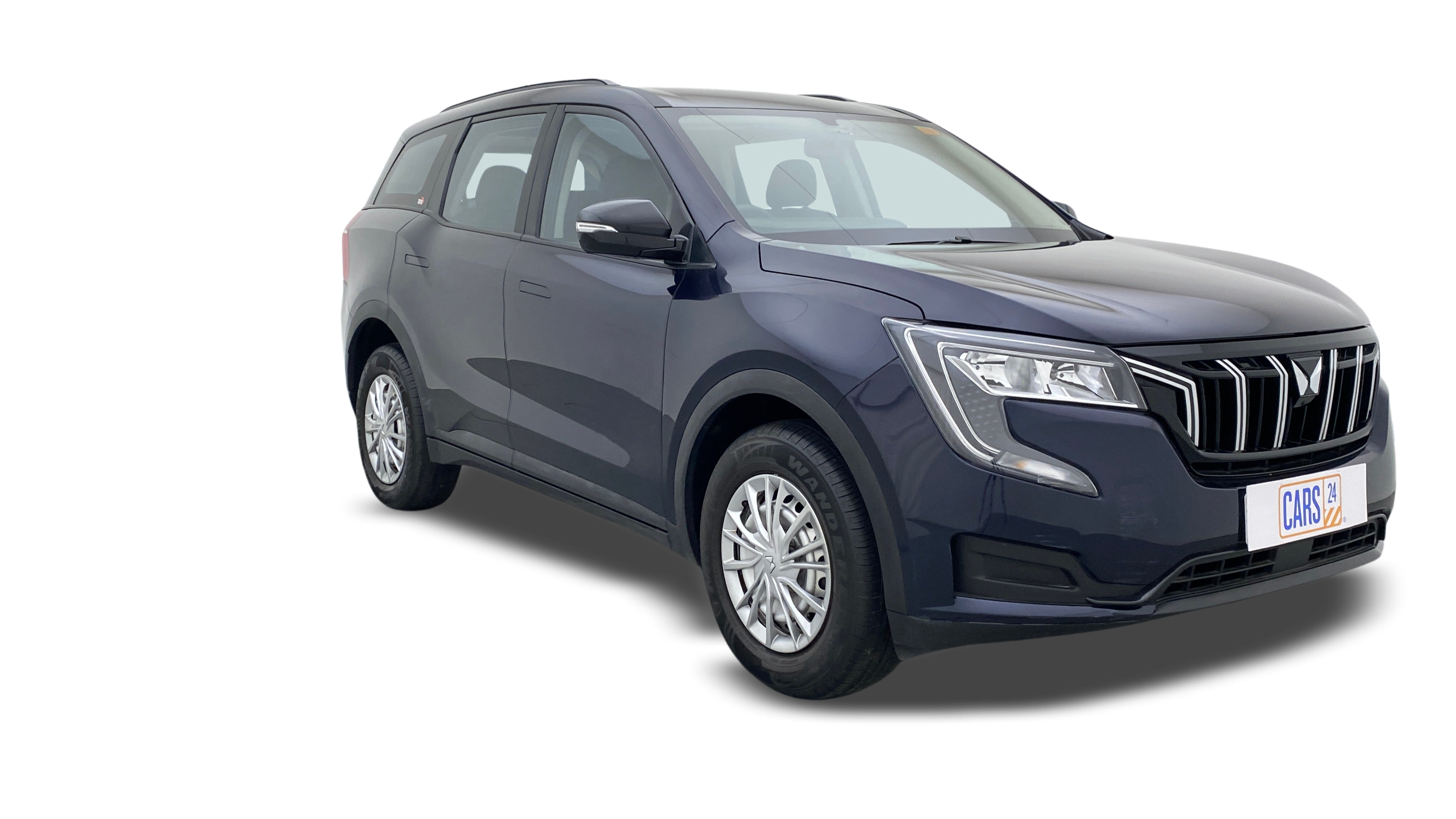 2022 Mahindra XUV700 - SUV - Diesel - Manual - ₹14.83 lakh