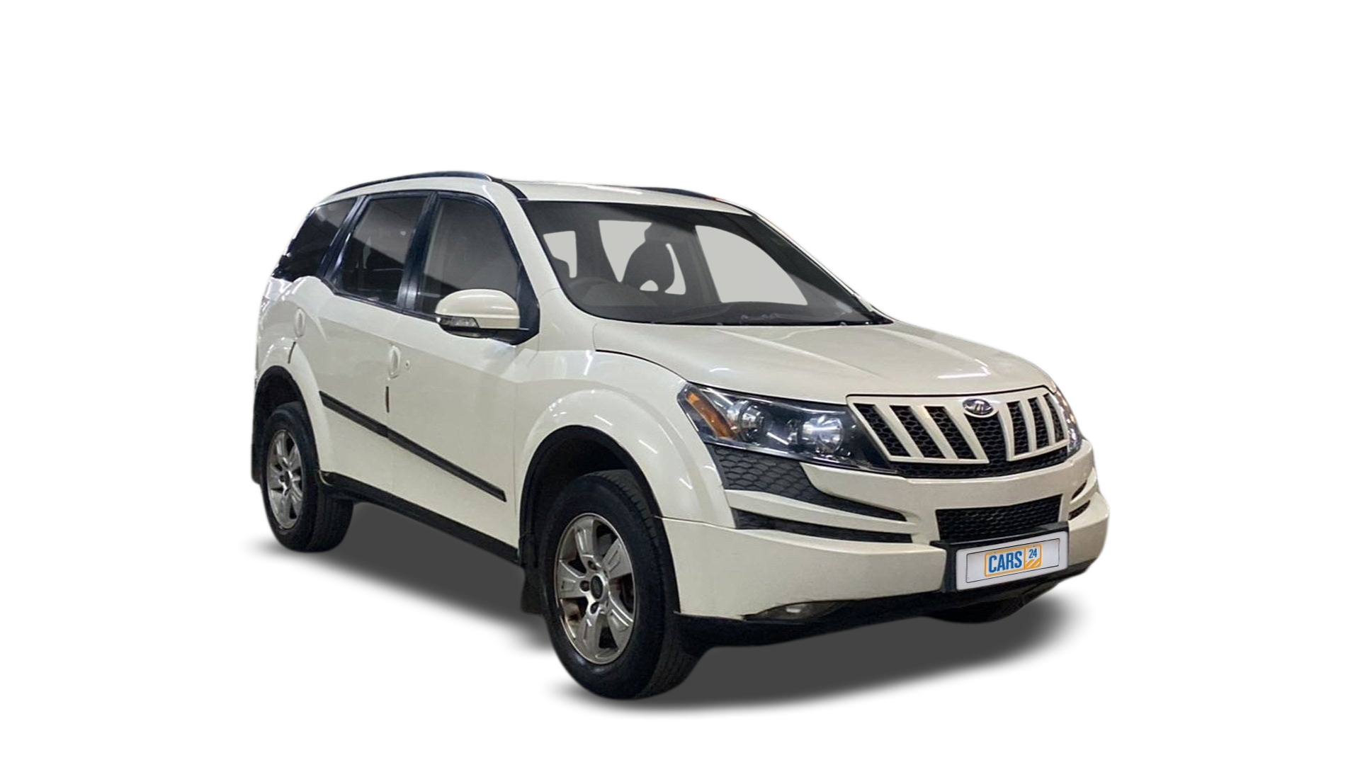 Mahindra XUV500-img