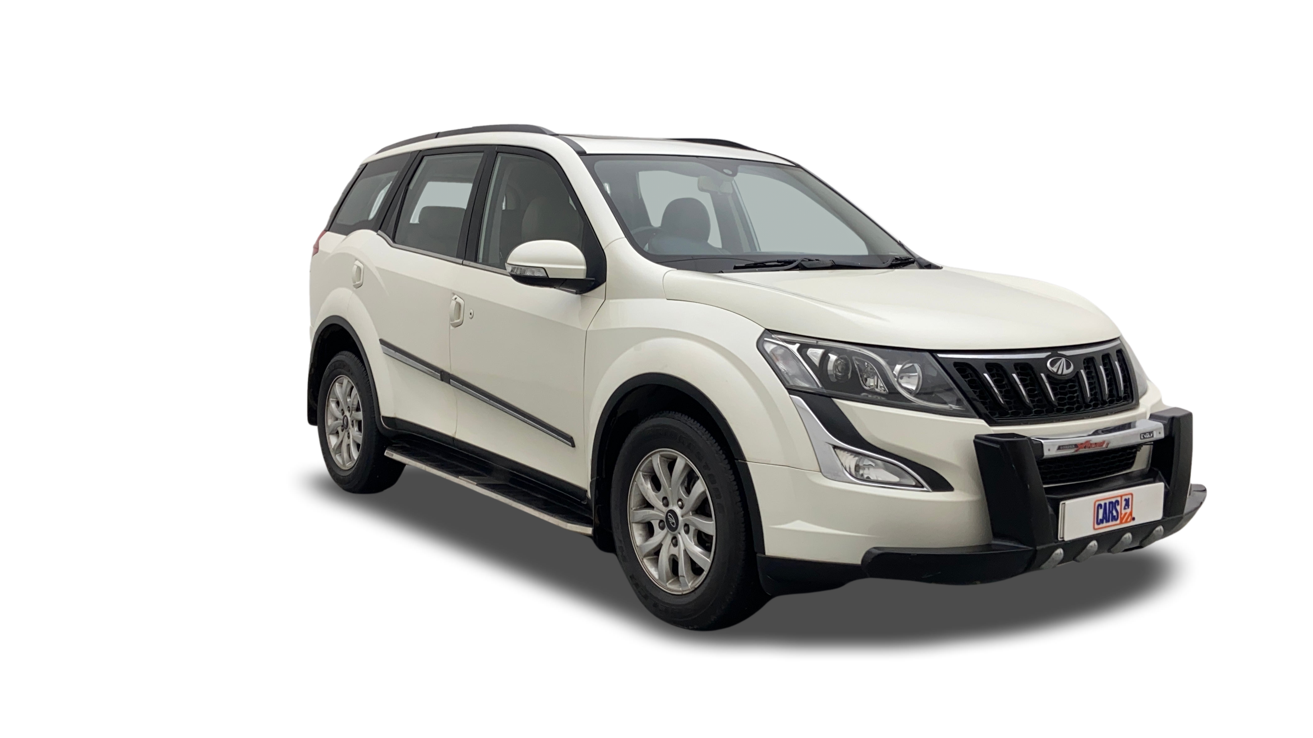 Mahindra XUV500-img