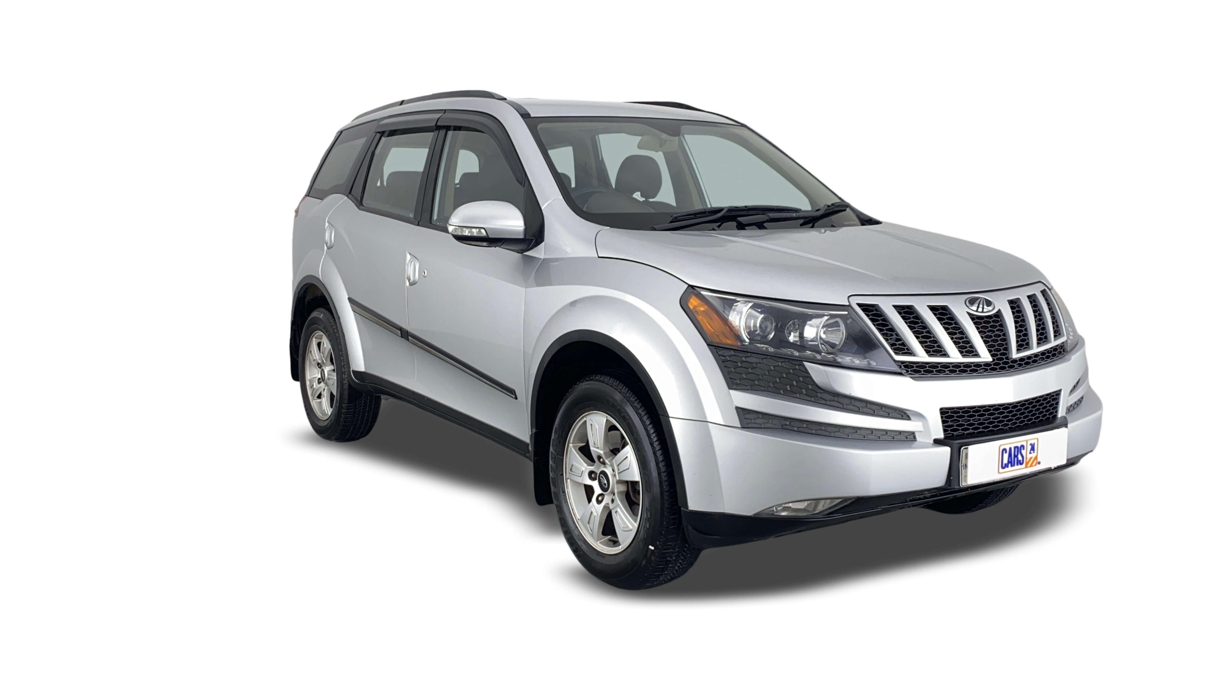 Mahindra XUV500-img