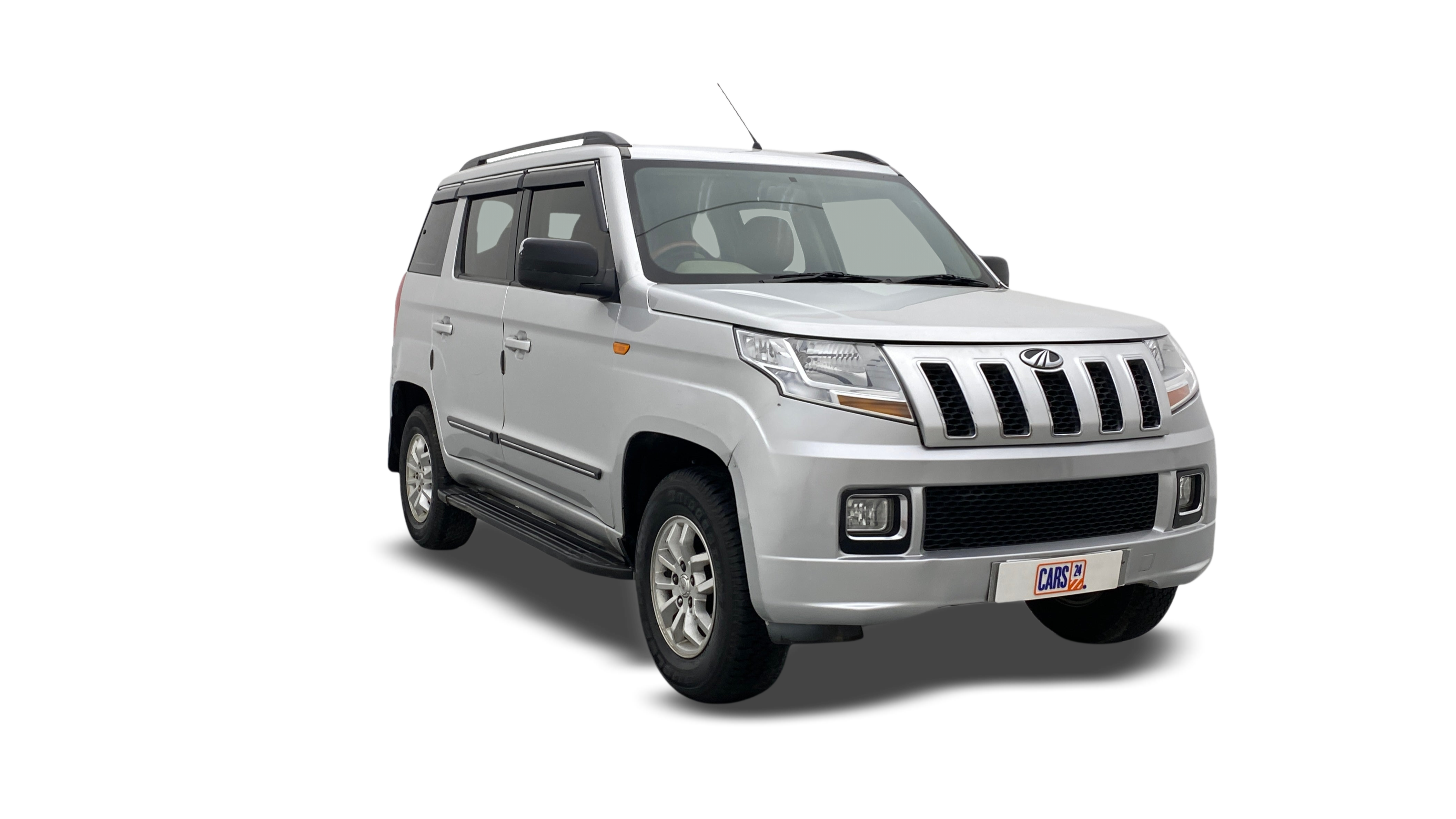 Mahindra TUV300-img