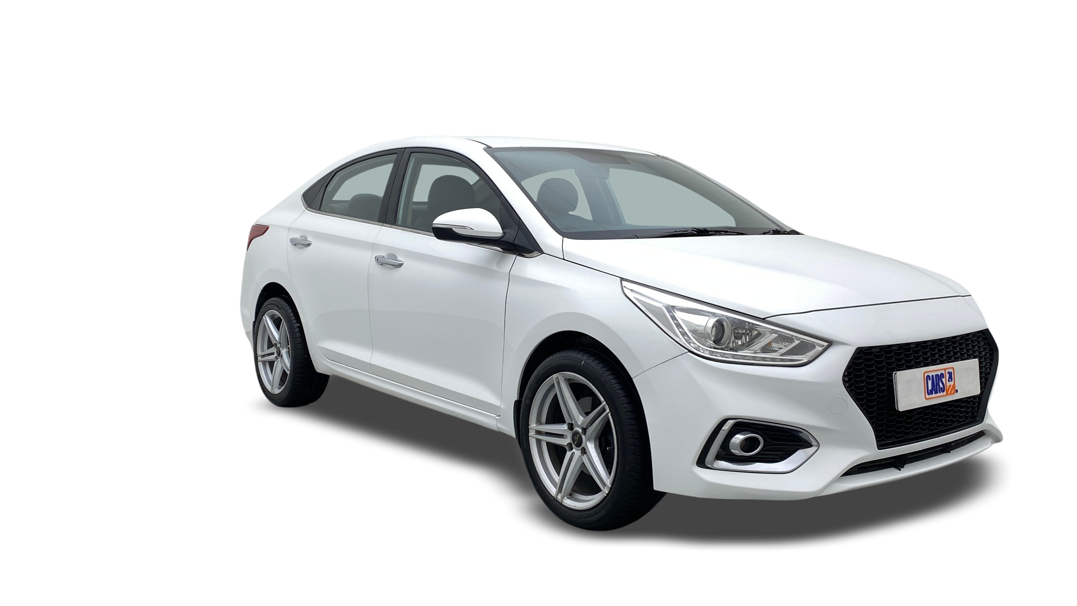 Hyundai Verna-img