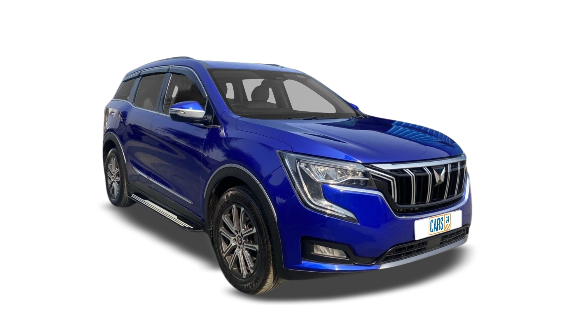 2021 Mahindra XUV700 - SUV - Petrol - Manual - ₹18.68 lakh