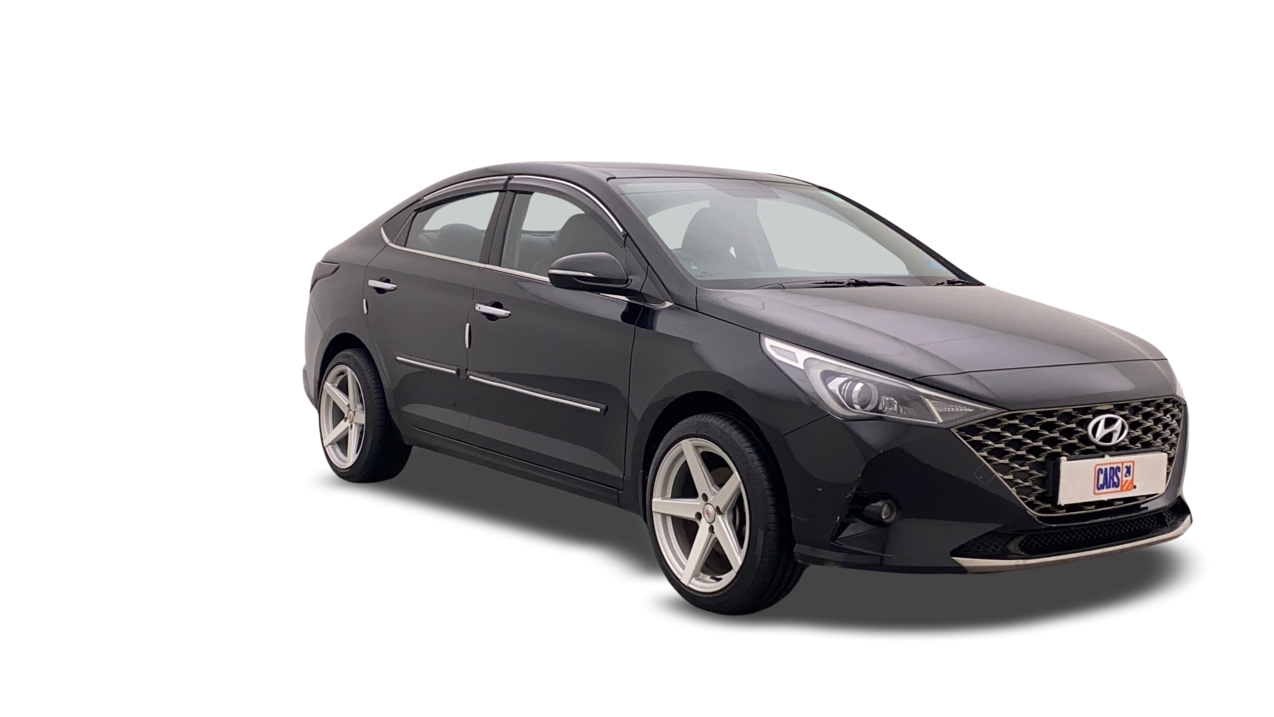2021 Hyundai Verna - Sedan - Diesel - Manual - ₹12.24 lakh