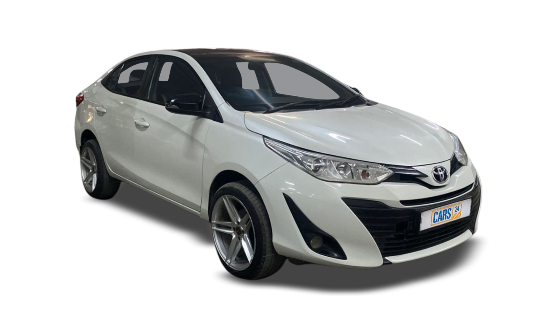 2018 Toyota YARIS - Sedan - Petrol - Manual - ₹6.12 lakh