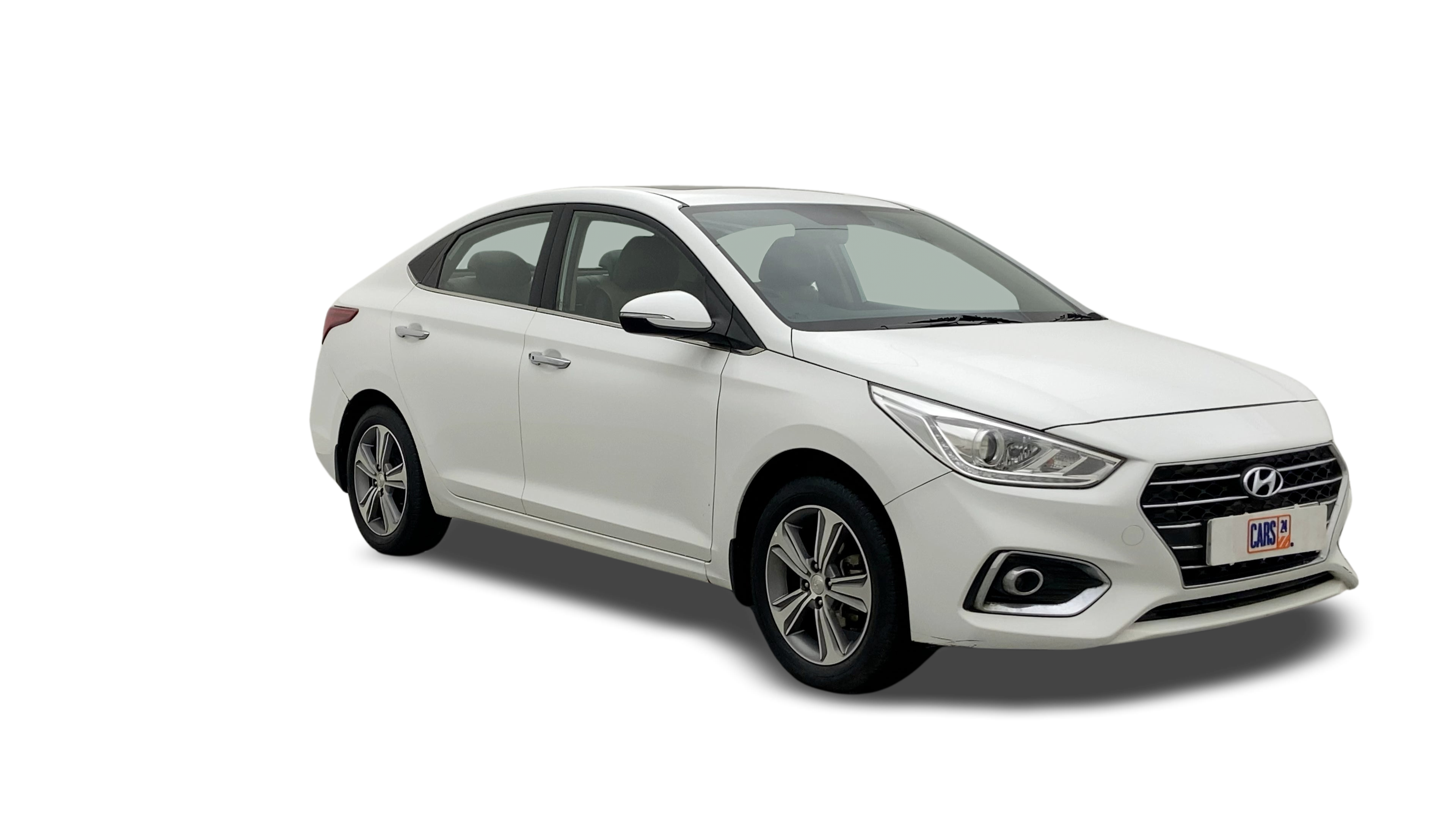 Hyundai Verna-img