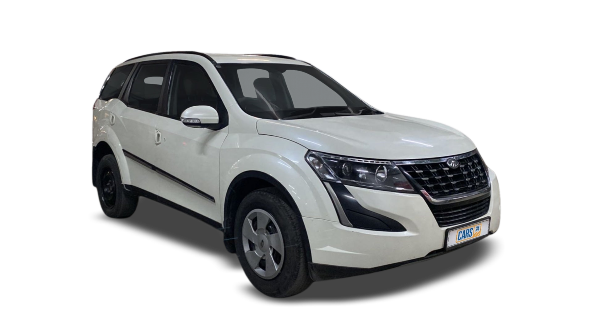 Mahindra XUV500-img