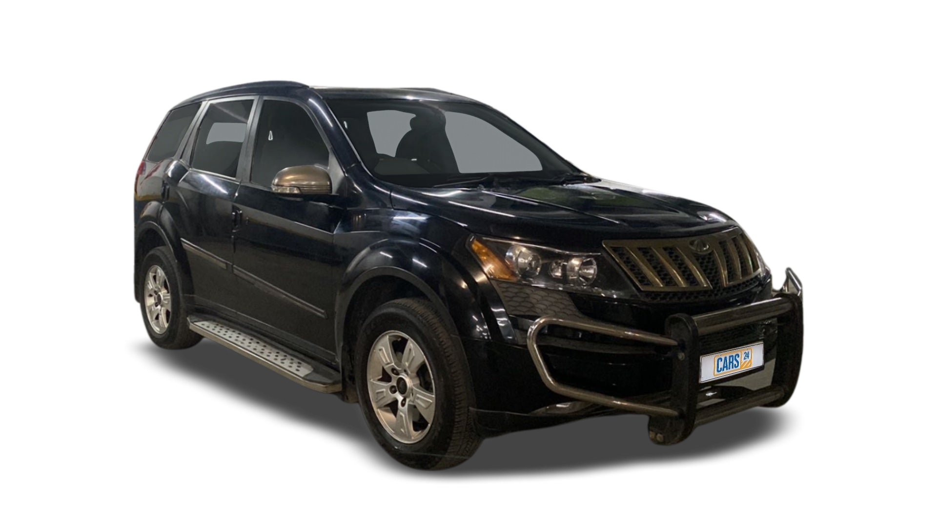 Mahindra XUV500-img