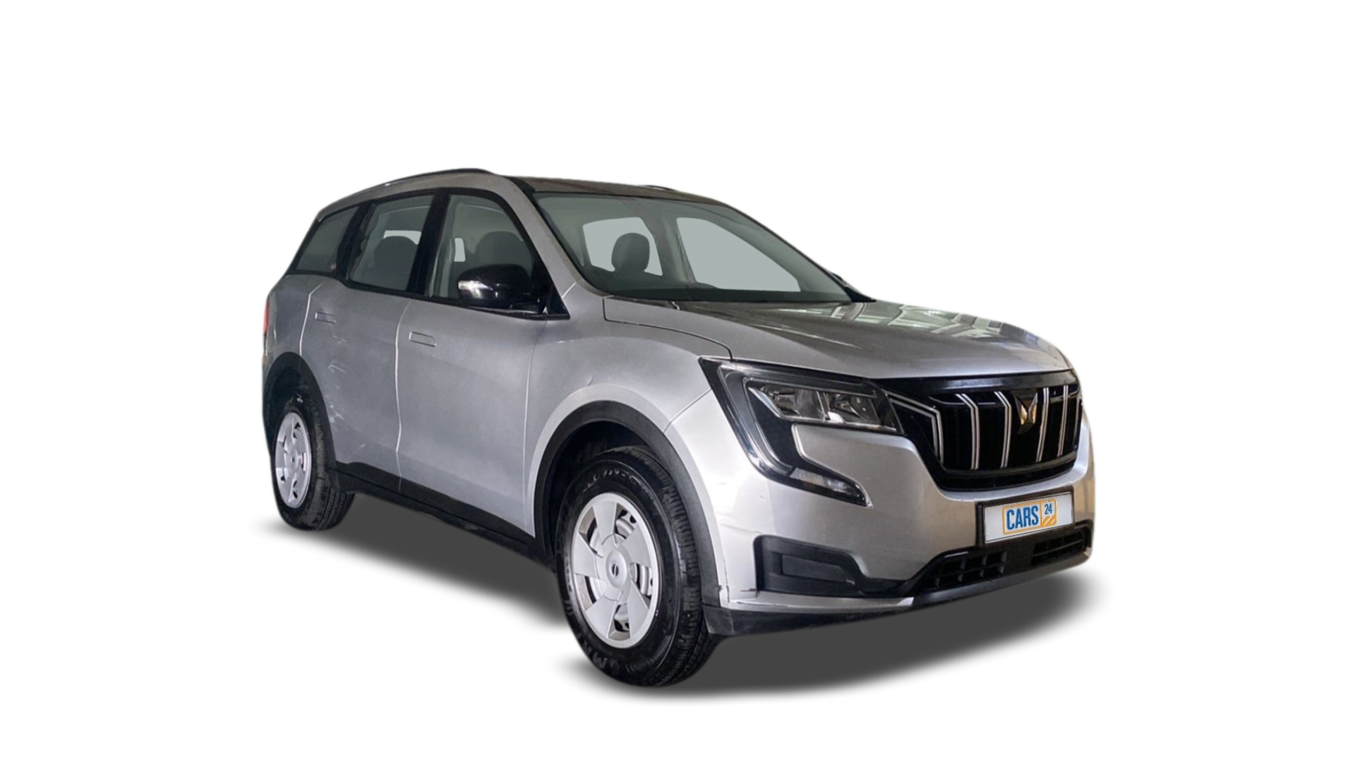 Mahindra XUV700-img