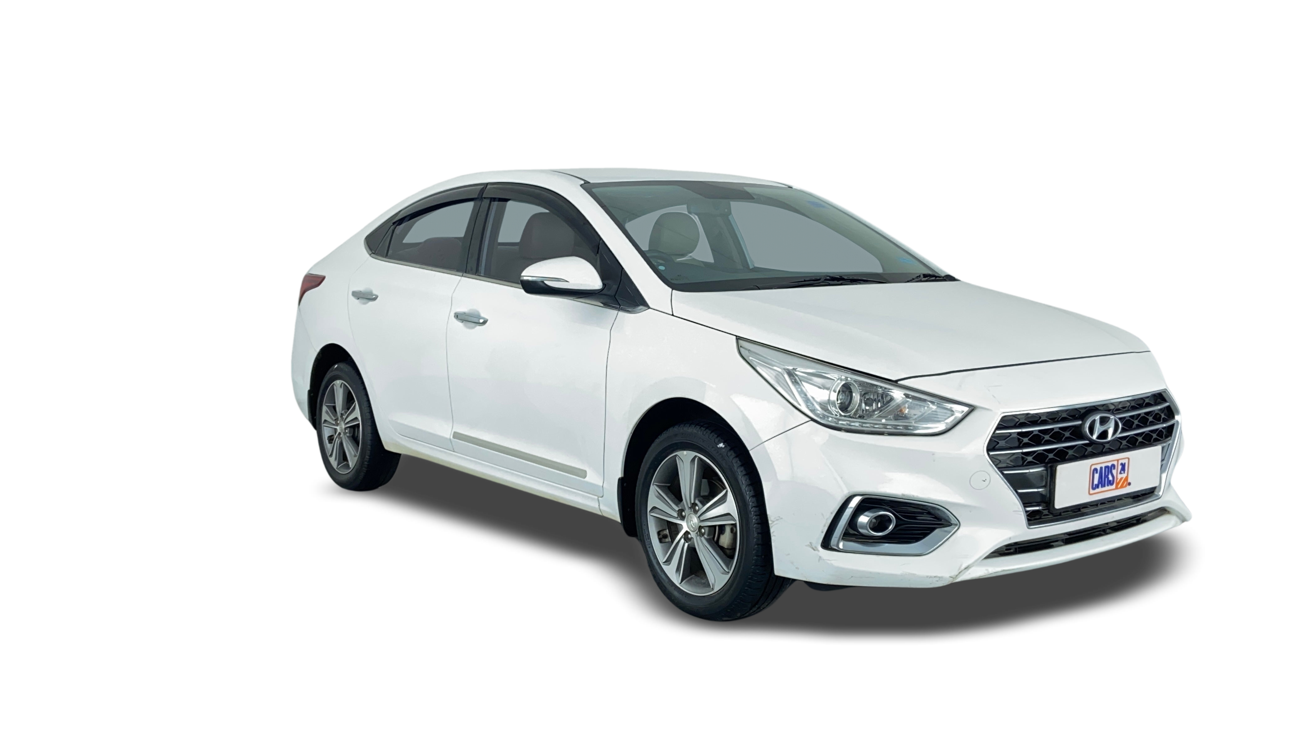 Hyundai Verna-img