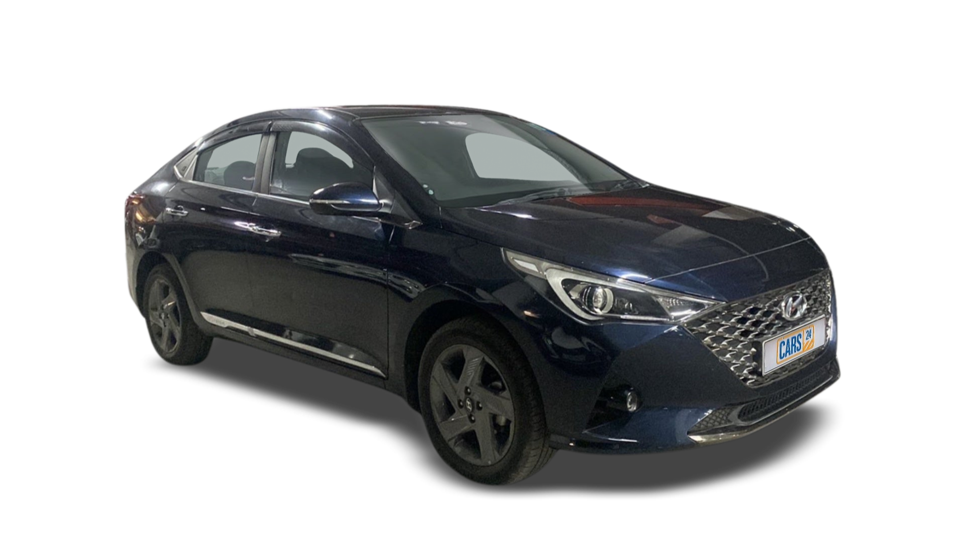 Hyundai Verna-img