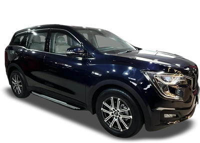 Mahindra XUV700-img