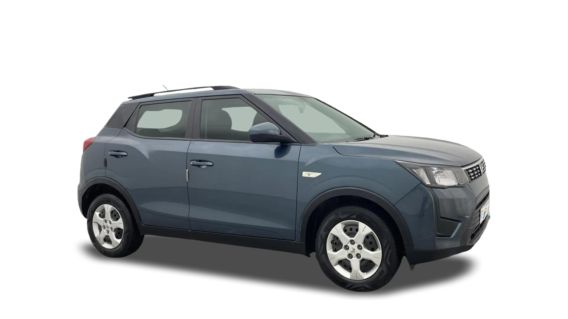 Mahindra XUV300-img