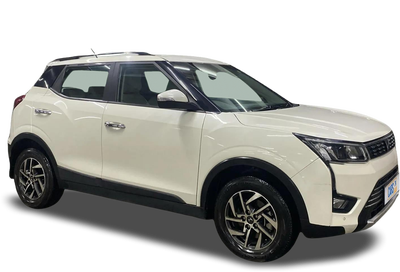 Mahindra XUV300-img