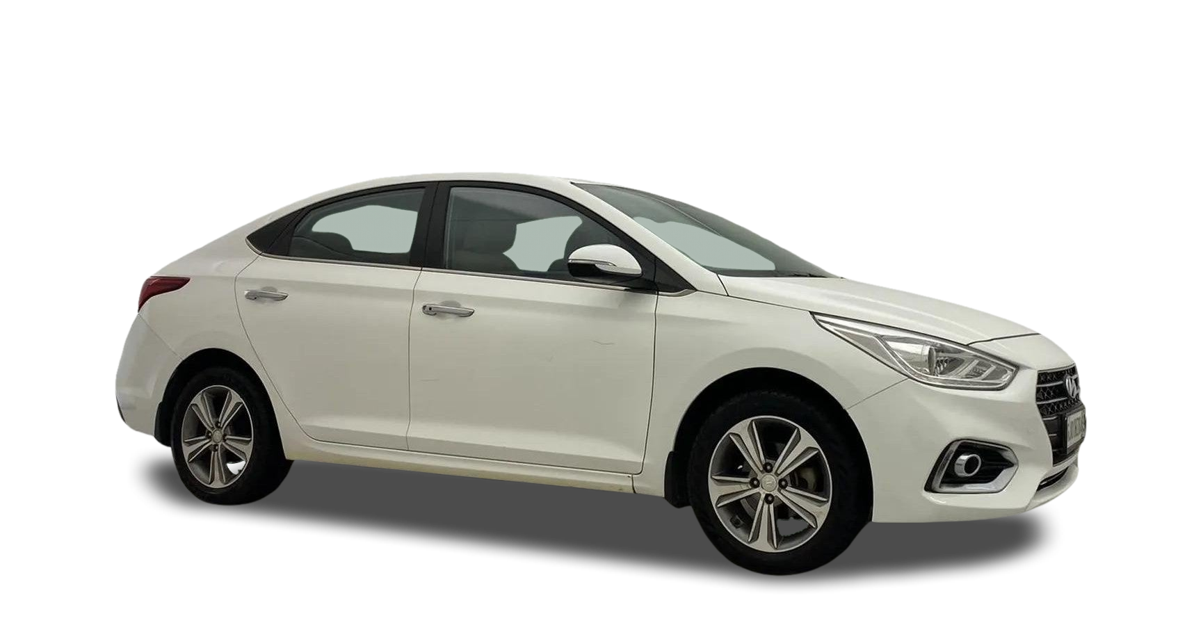 Hyundai Verna-img