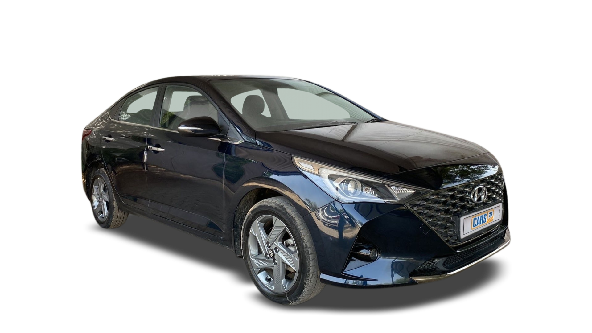 Hyundai Verna-img