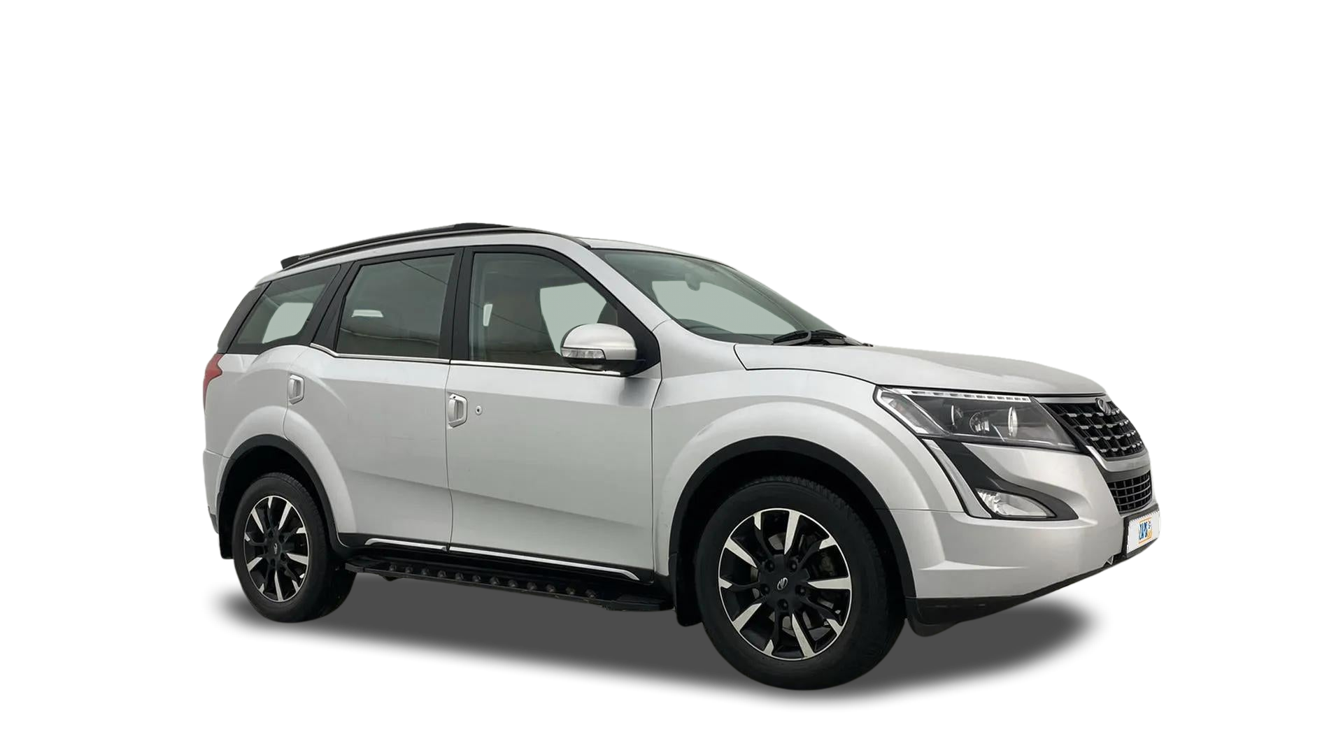 Mahindra XUV500-img