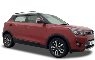 Mahindra XUV300-img
