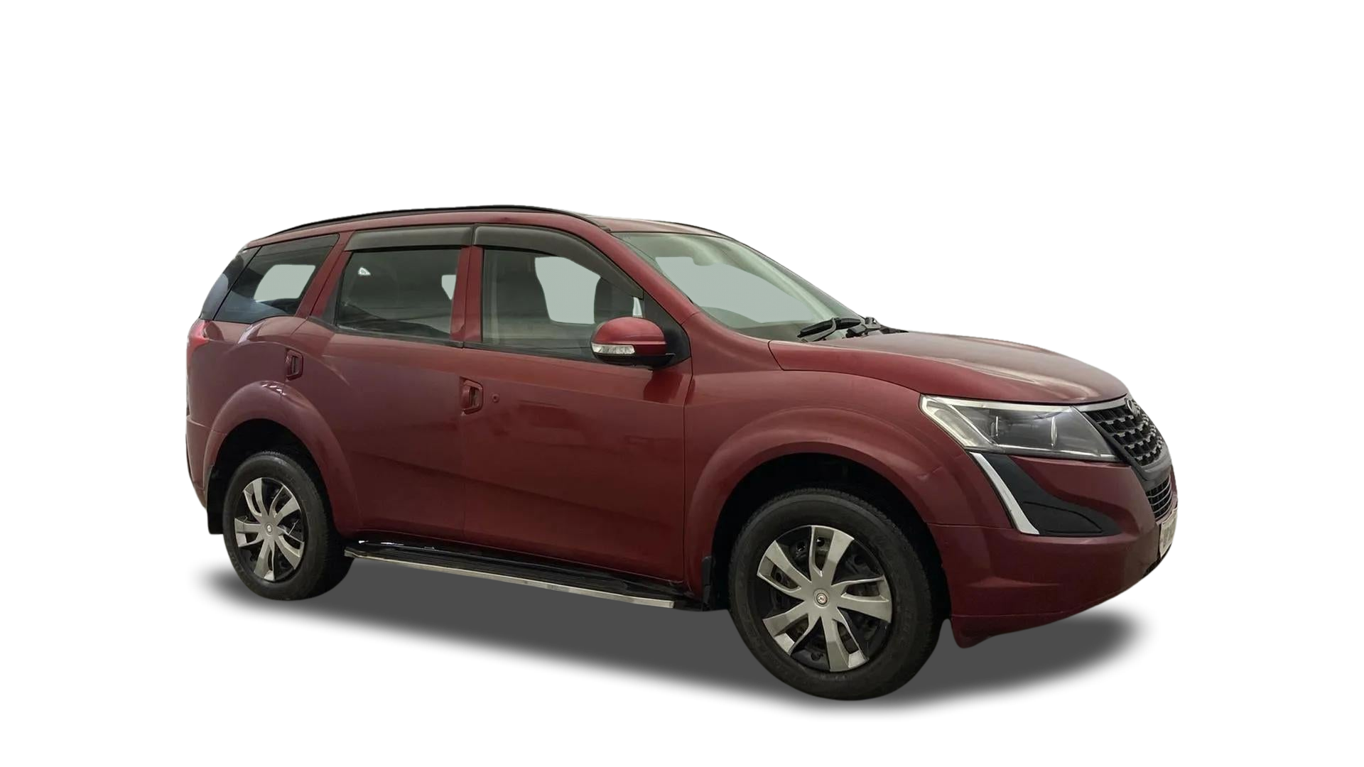 Mahindra XUV500-img
