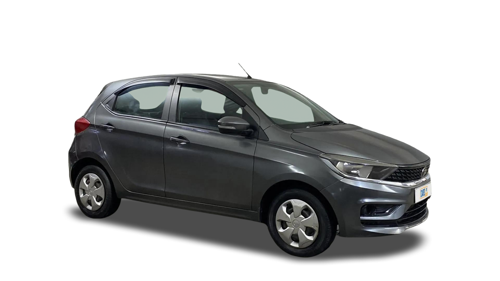 Tata Tiago-img