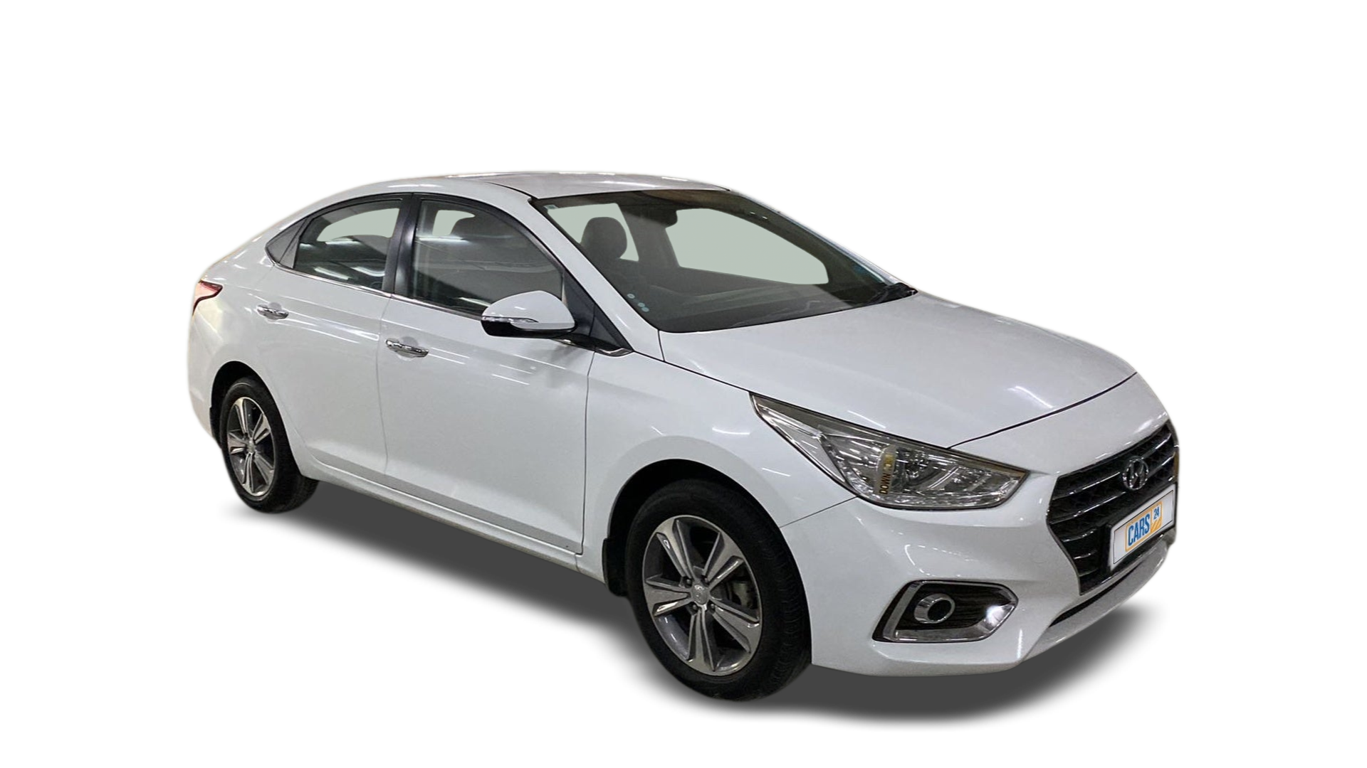 Hyundai Verna-img