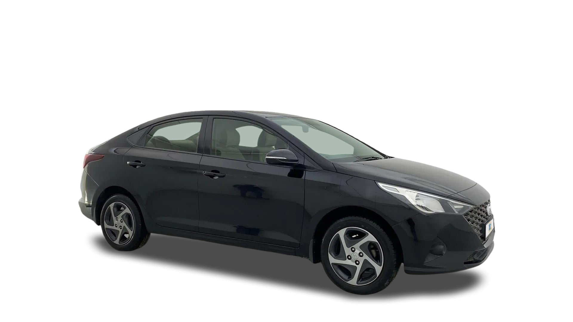 Hyundai Verna-img