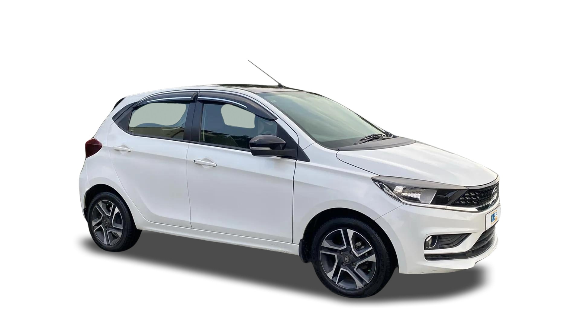 Tata Tiago-img