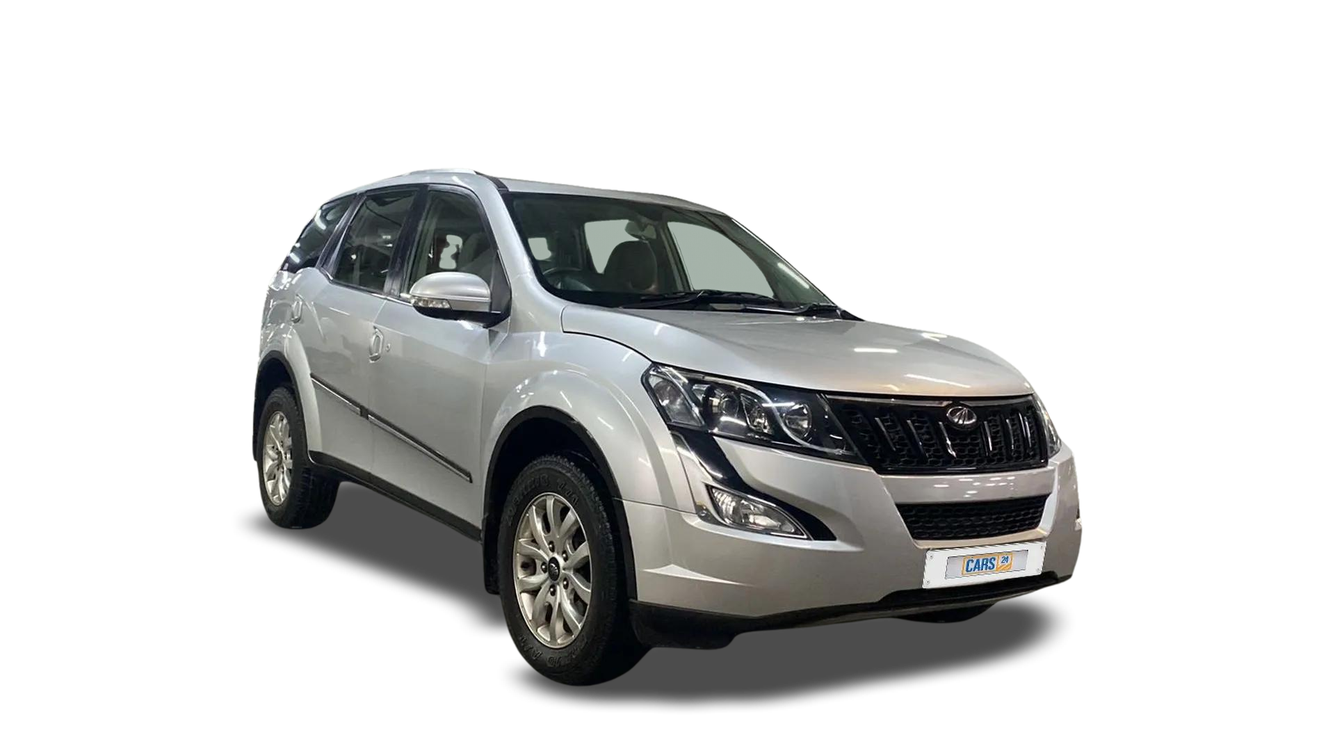 Mahindra XUV500-img