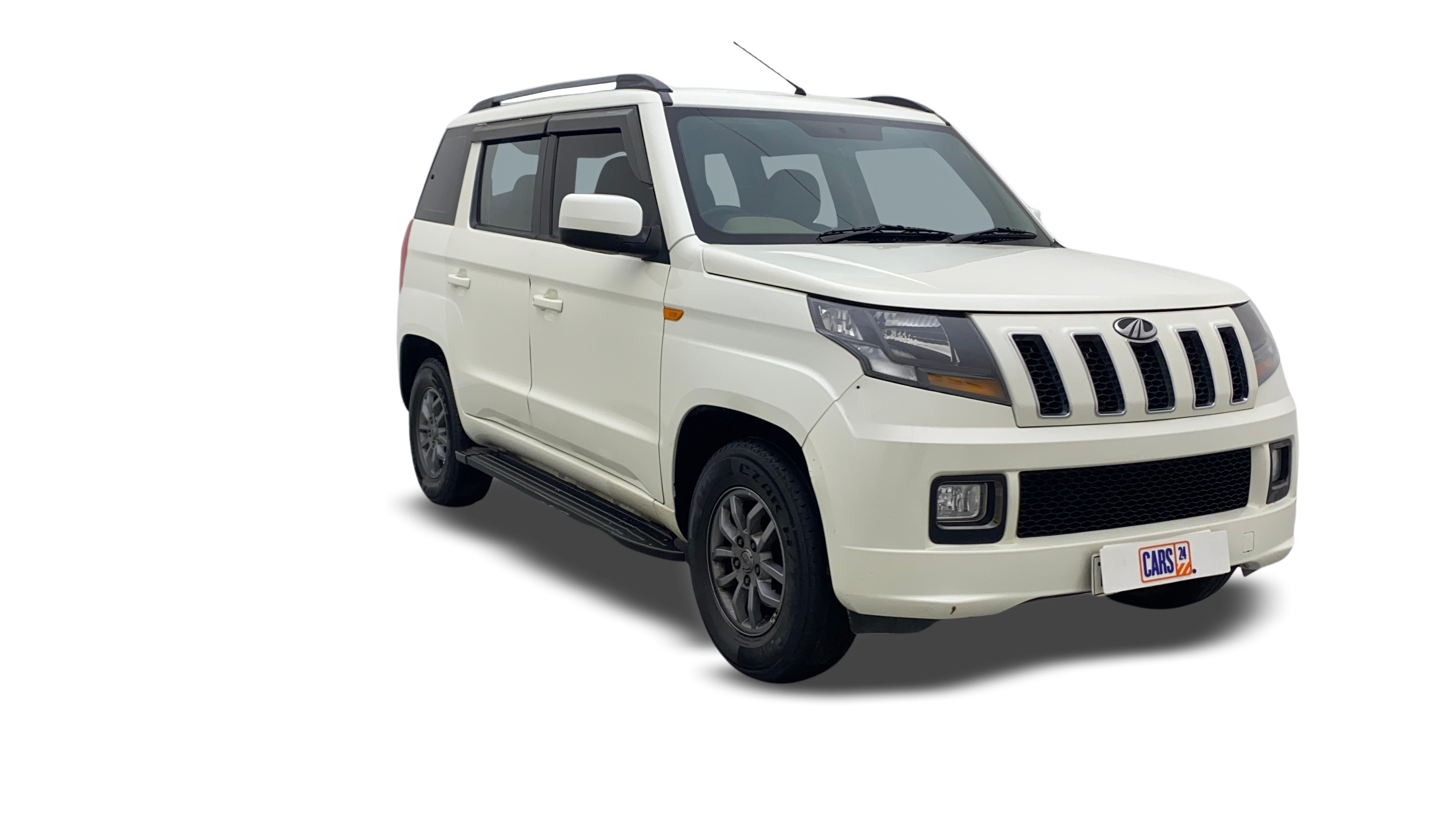 Mahindra TUV300-img