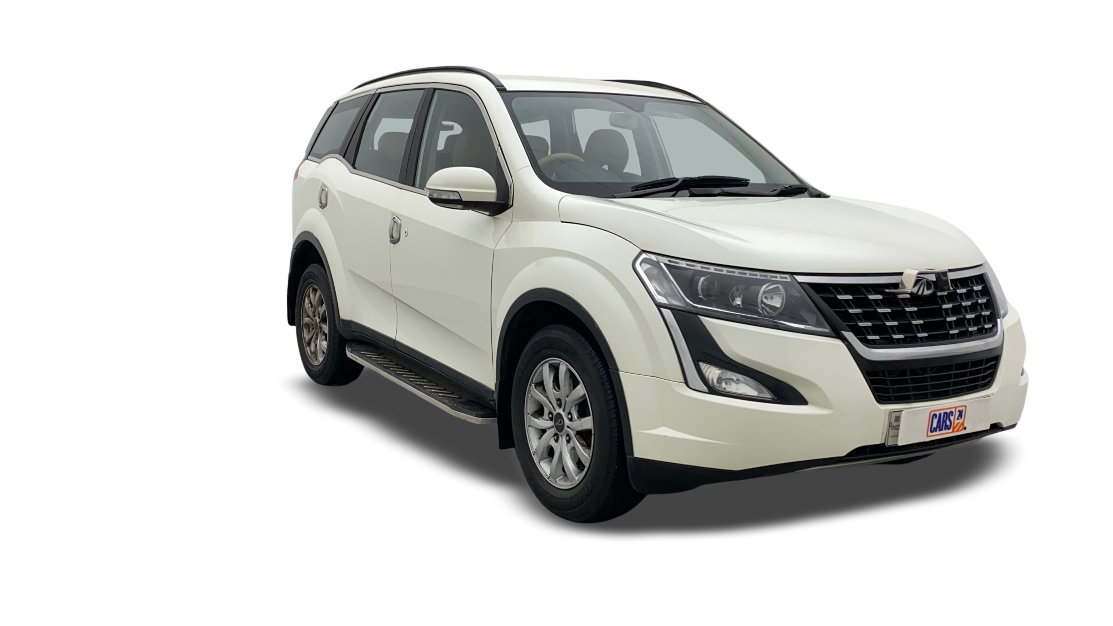 Mahindra XUV500-img