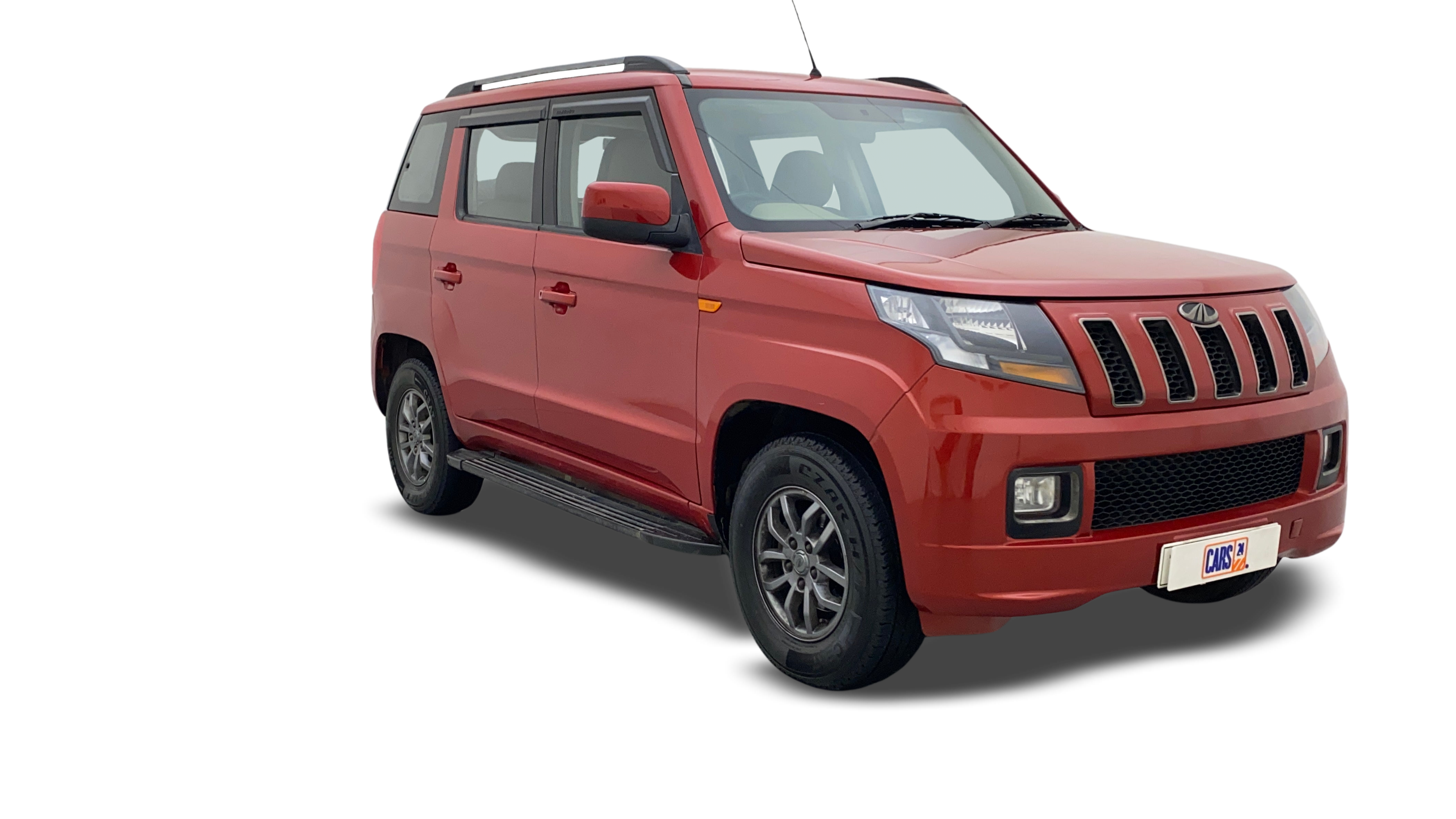 Mahindra TUV300-img
