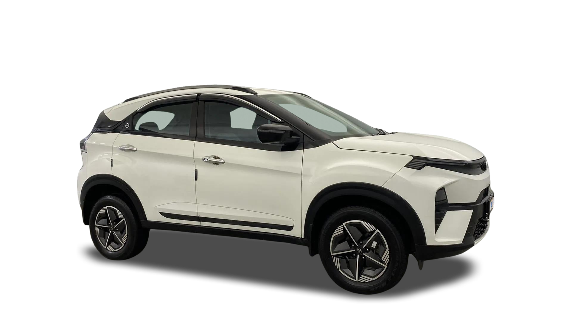 Tata NEXON-img