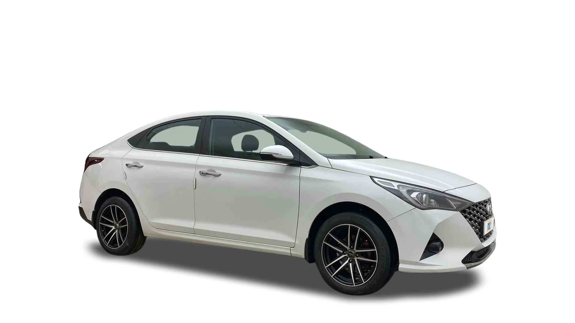 Hyundai Verna-img