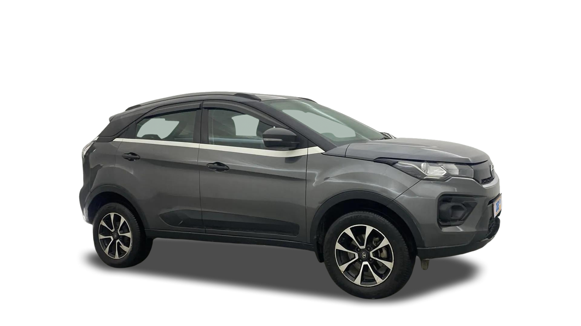 Tata NEXON-img