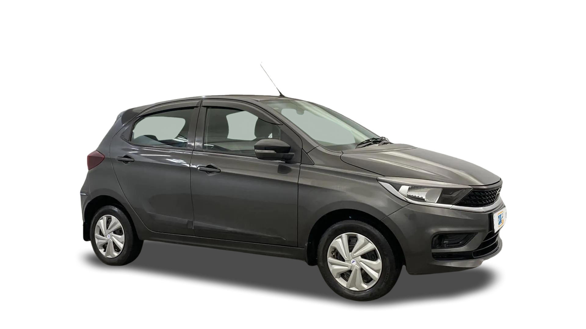 Tata Tiago-img