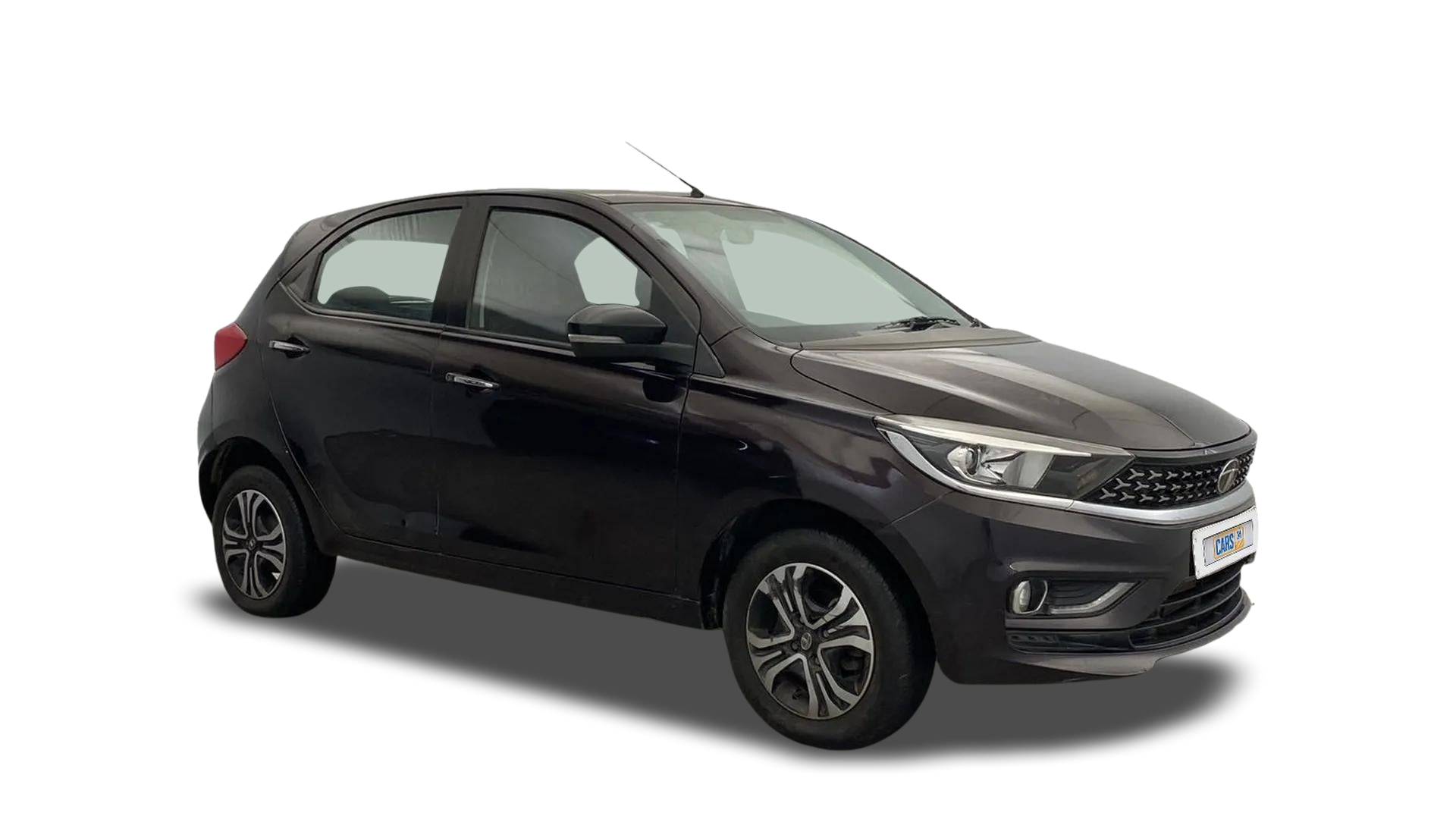 Tata Tiago-img