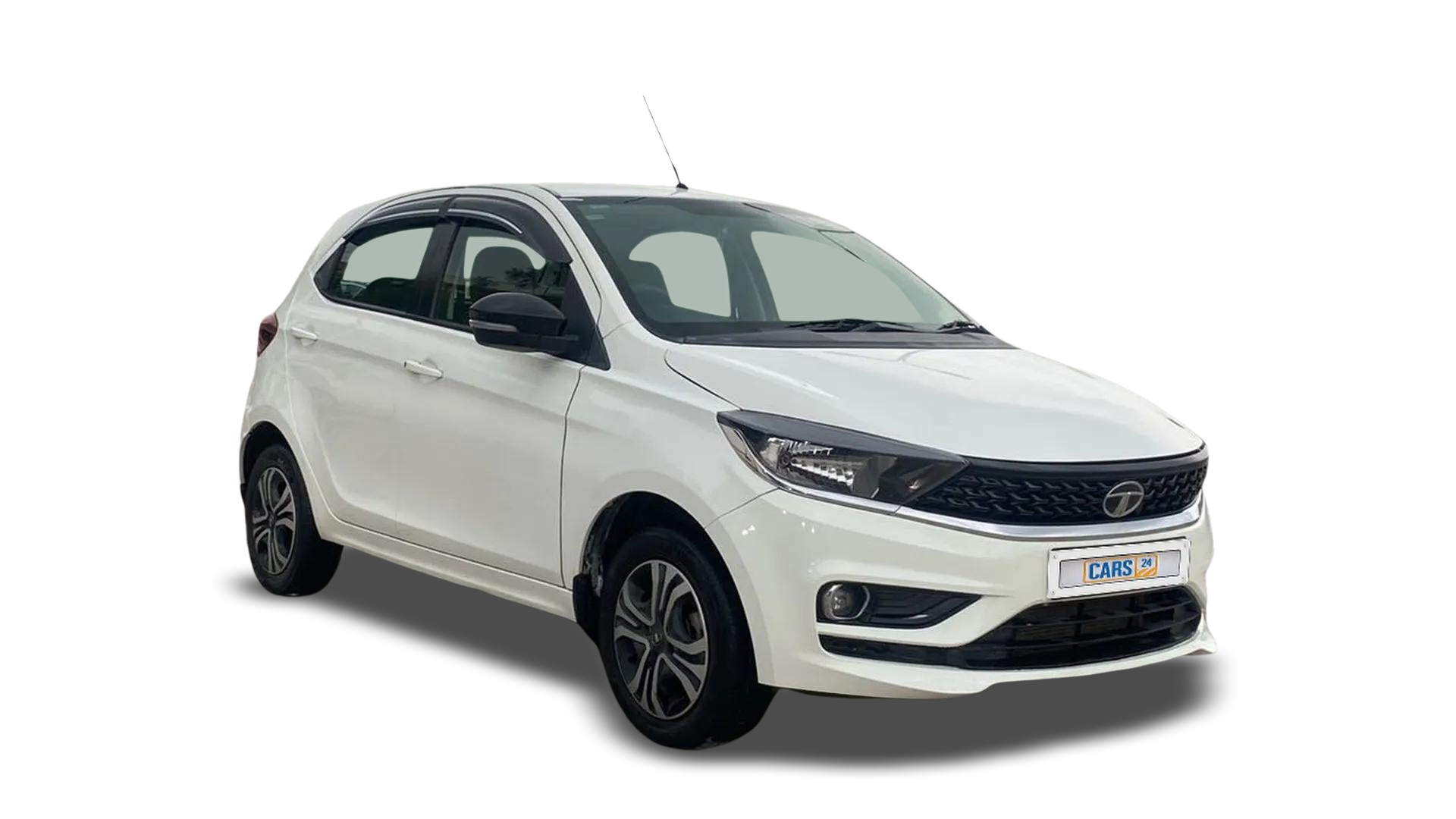 Tata Tiago-img