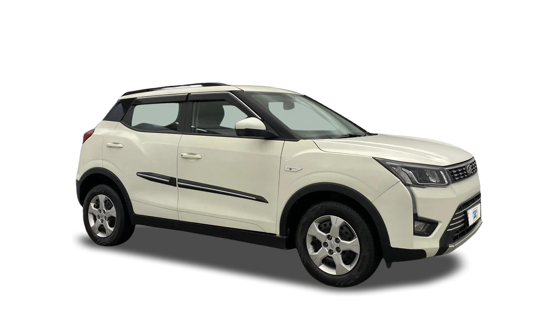 Mahindra XUV300-img