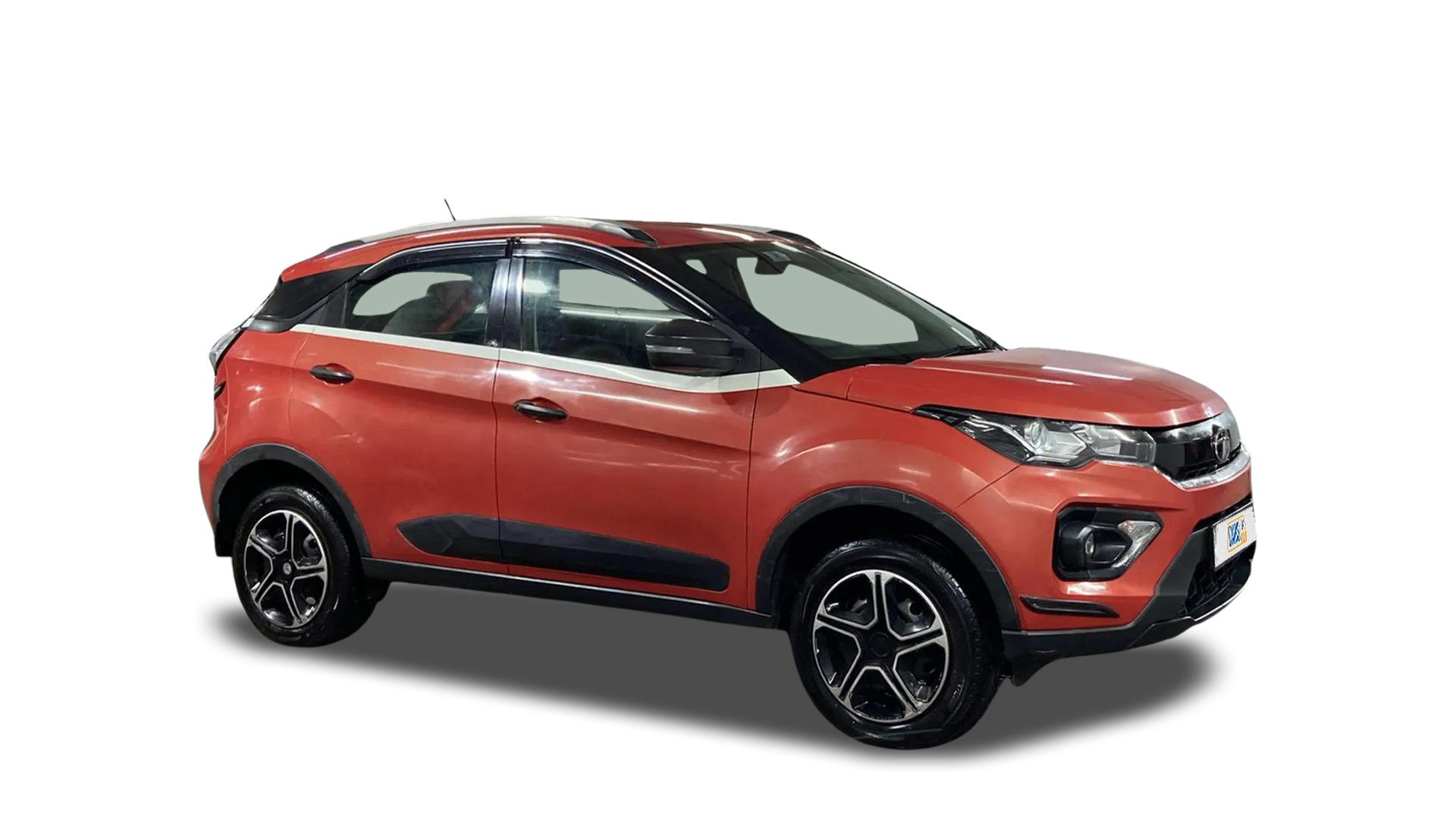 Tata NEXON-img