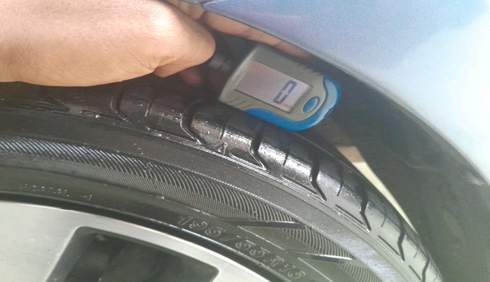 2014 Hyundai Verna FLUIDIC 1.6 VTVT SX AT, Petrol, Automatic, 87,944 km, tyre