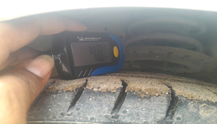 2014 Hyundai Grand i10 SPORTZ 1.1 CRDI, Diesel, Manual, 79,495 km, tyre