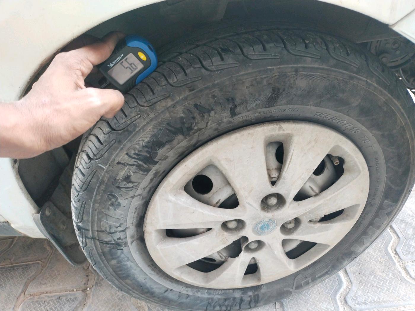 2013 Hyundai i10 ERA 1.1, Petrol, Manual, 90,283 km, tyre