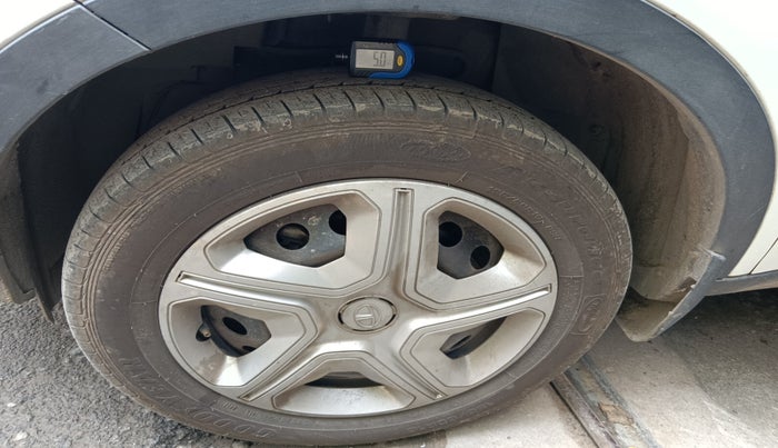 2022 Tata NEXON XMA PETROL, Petrol, Automatic, 18,501 km, tyre