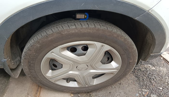 2022 Tata NEXON XMA PETROL, Petrol, Automatic, 18,501 km, tyre